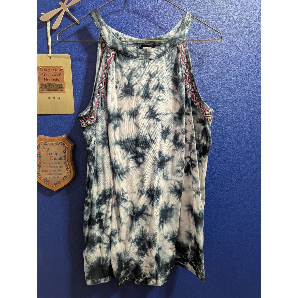 2/25 Sz 00 Torrid Boho Embroidered Tie Dye Tank